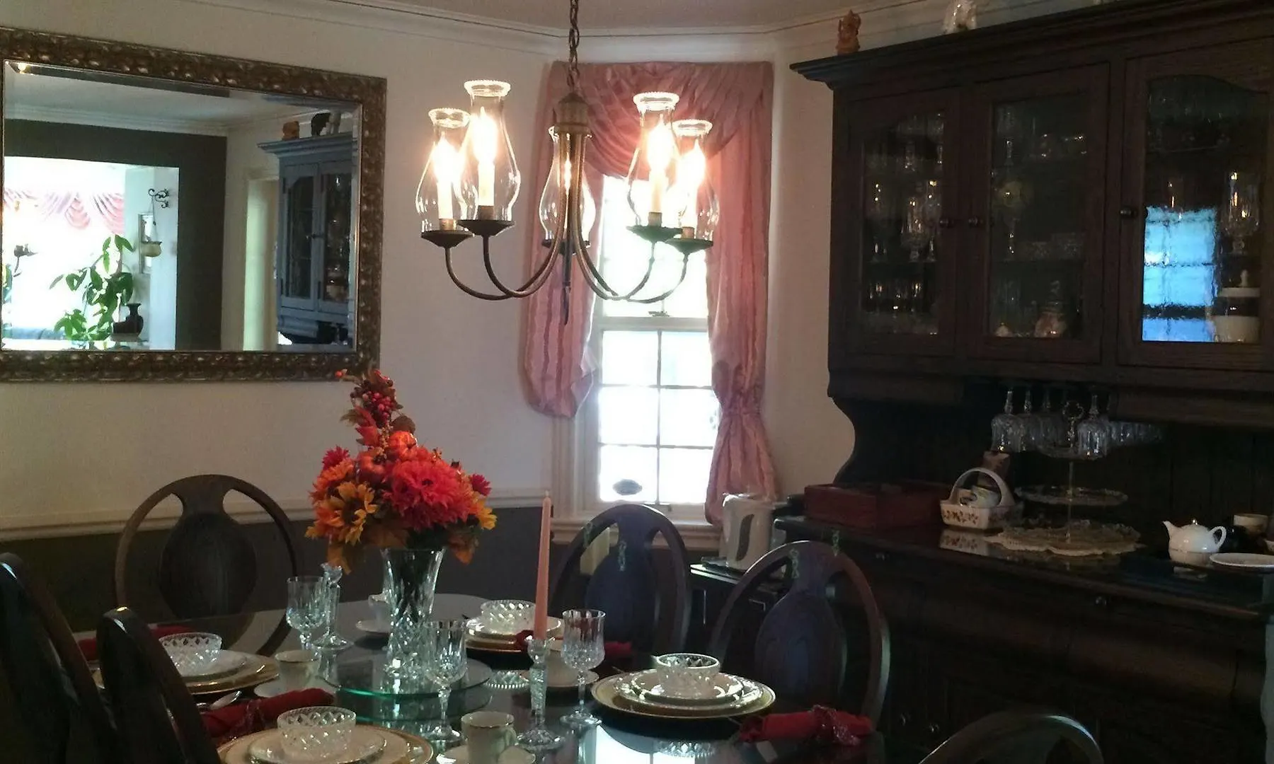 The Boston 'T' Bed & Breakfast Ottawa