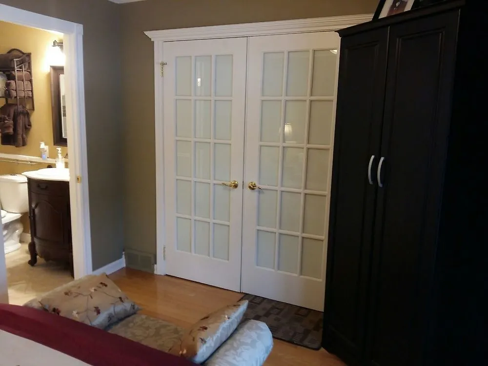The Boston 'T' Bed & Breakfast Ottawa