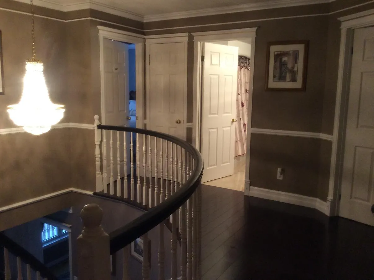 The Boston 'T' Bed & Breakfast Ottawa